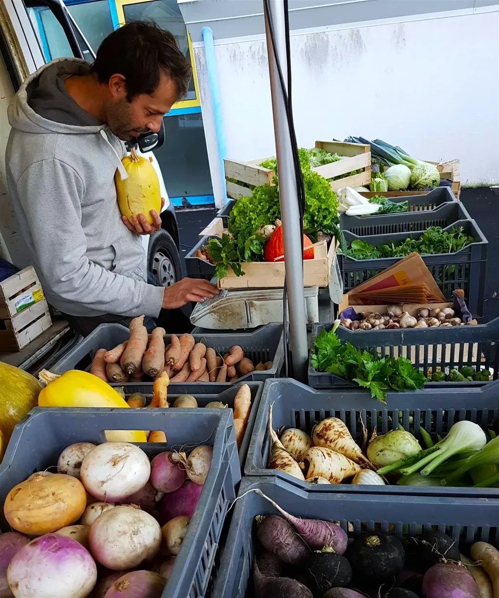 Marché de Saint-Même-le-Tenu
